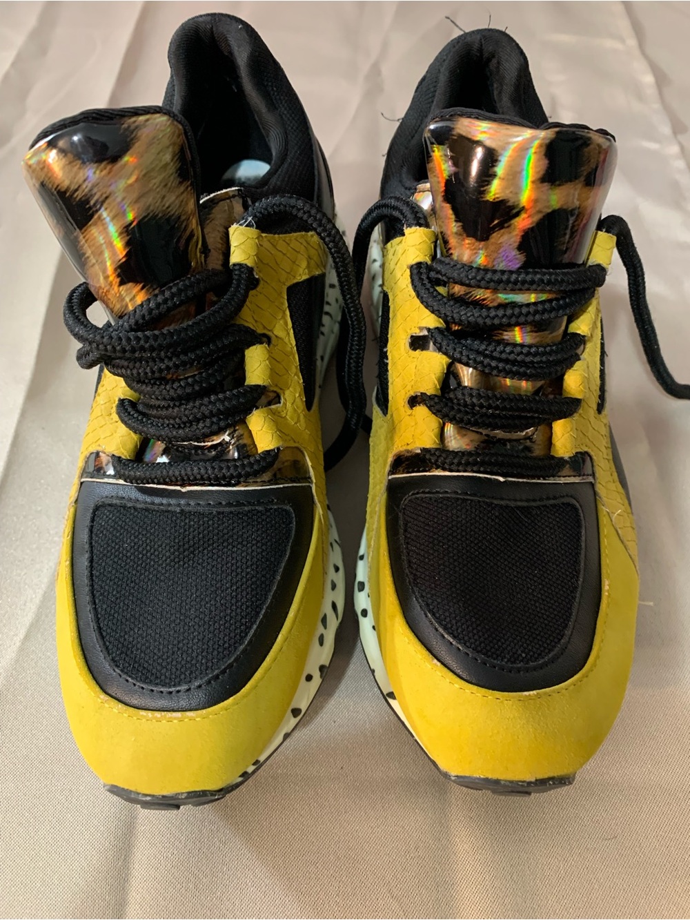 Steve Madden Yellow and Black Kids Sneakers with Iridescent Tongue A/7